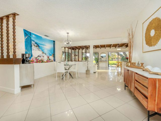 Продажа дома по адресу 2024 Palmetto Road - фото 6682669