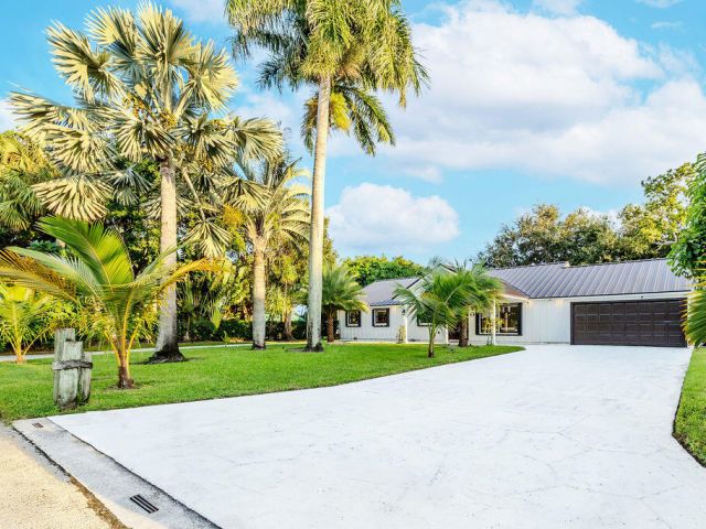 Продажа дома по адресу 2024 Palmetto Road - фото 6682679