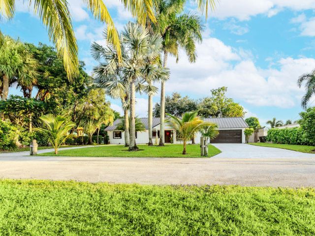 Продажа дома по адресу 2024 Palmetto Road - фото 6682680