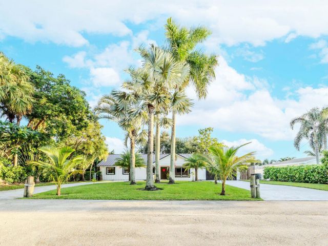 Продажа дома по адресу 2024 Palmetto Road - фото 6682681