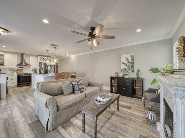 Продажа дома по адресу 20323 Monteverdi Circle - фото 6688611