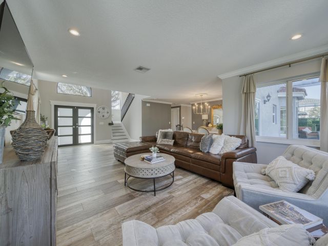 Продажа дома по адресу 20323 Monteverdi Circle - фото 6688620