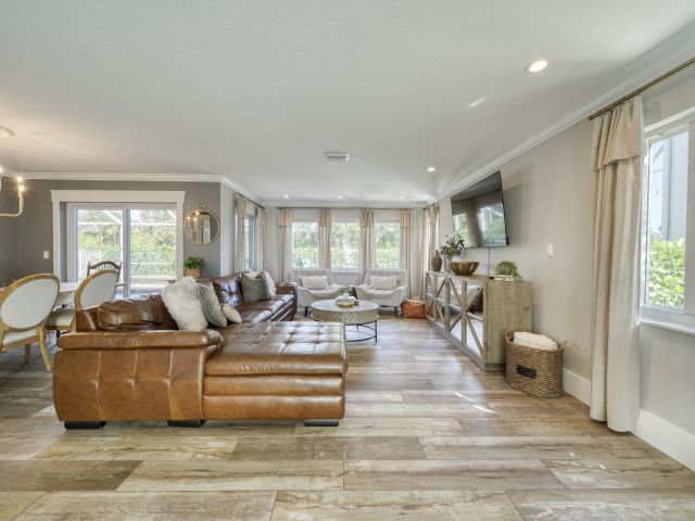 Продажа дома по адресу 20323 Monteverdi Circle - фото 6688621