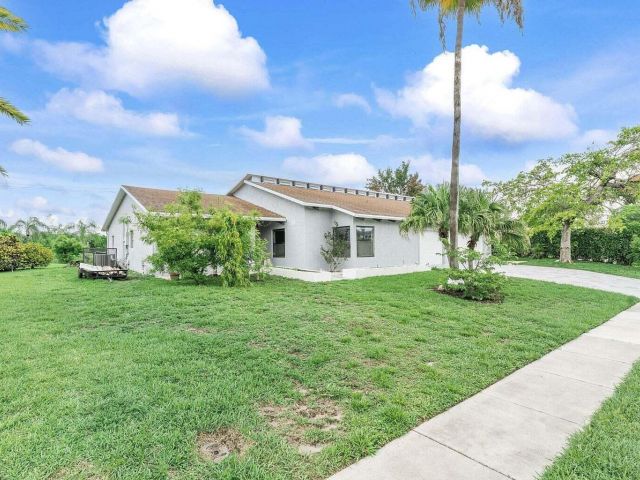 Продажа дома по адресу 6031 NW 4th Avenue - фото 6698623