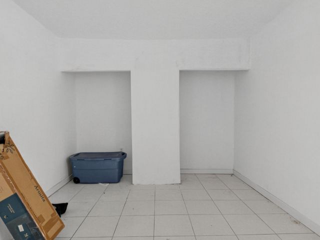 Продажа дома по адресу 5196 Palm Ridge Boulevard - фото 6707767