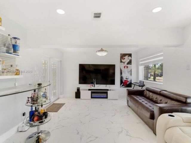 Продажа дома по адресу 6841 Atlanta Street - фото 6815867