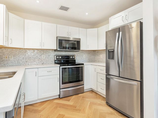 Дом в аренду по адресу 319 Hunter Street - фото 6685158