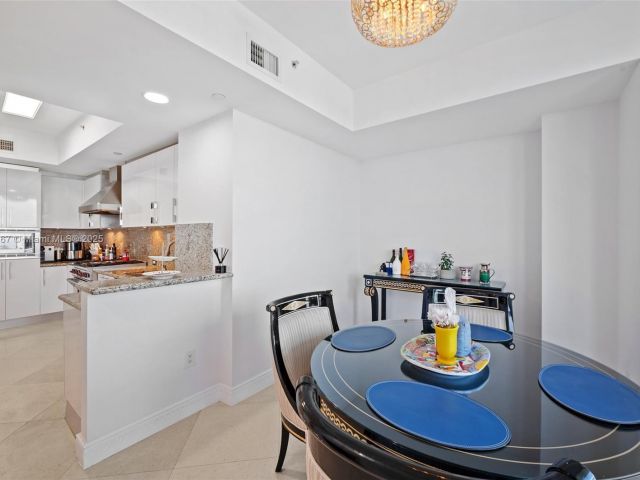 Квартира в аренду номер702 - фото 6685804