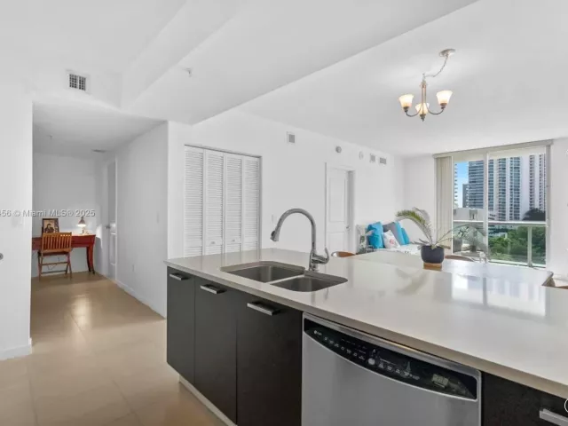 Продажа квартиры #812 - фото 6701564