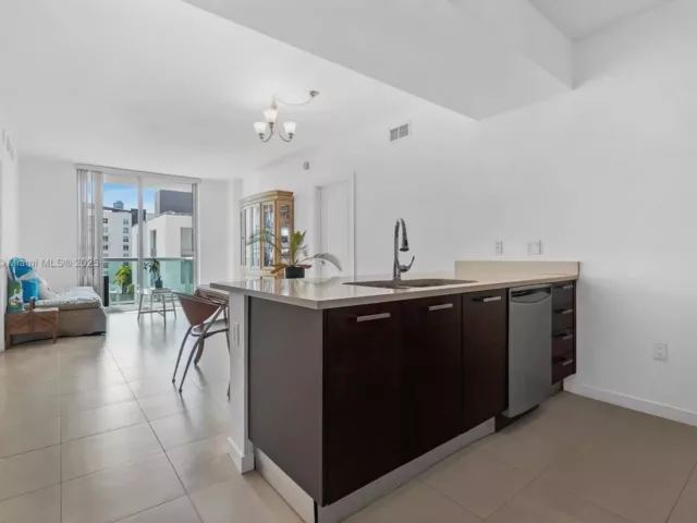 Продажа квартиры #812 - фото 6701567