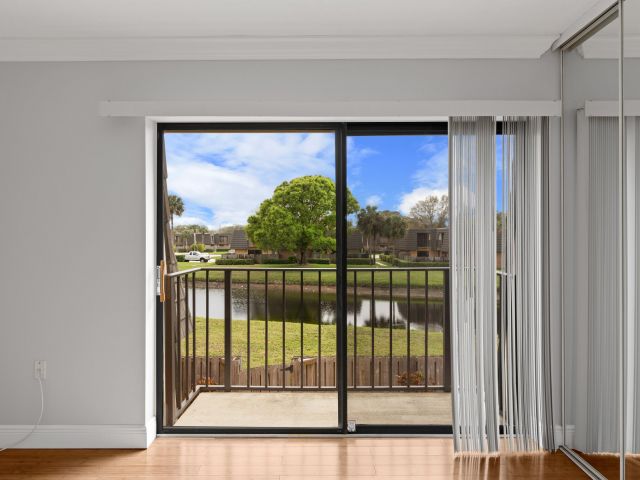 Дом в аренду по адресу 3904 39th Way - фото 6685172