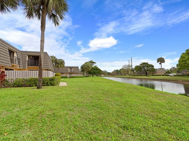 Дом в аренду по адресу 3904 39th Way - фото 6685191