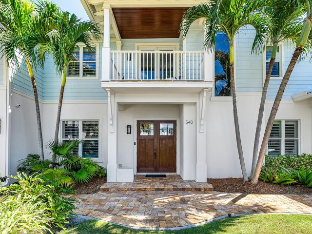 Продажа дома по адресу 540 NE Spanish Trail - фото 6698969