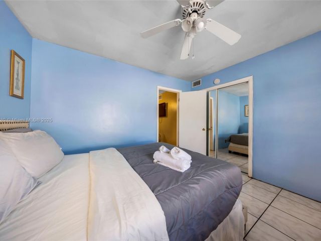 Дом в аренду по адресу 526 S 28th Ave 1 - фото 7518168