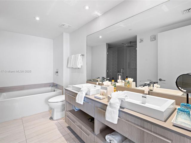 Продажа квартиры #R1701 - фото 6686659