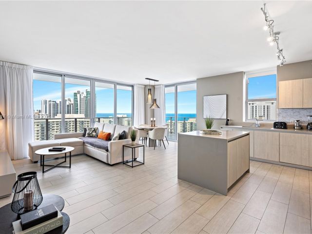 Продажа квартиры #R1701 - фото 6686671