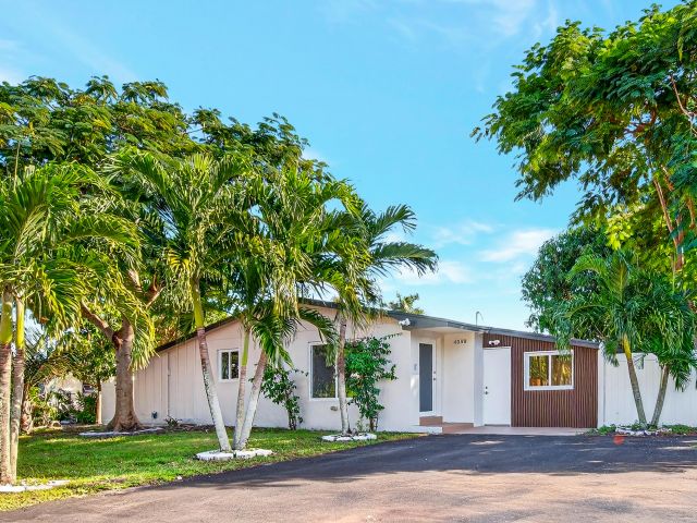 Продажа дома по адресу 4358 Palm Ave Avenue - фото 6716077