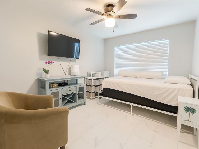 Продажа дома по адресу 2530 Myrica Road - фото 6722163