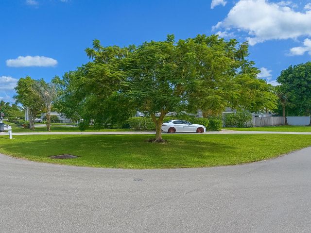 Продажа дома по адресу 2530 Myrica Road - фото 6722172