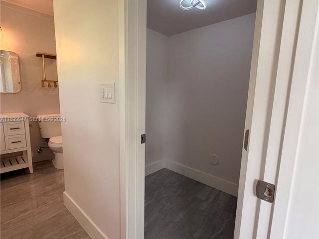 Продажа дома по адресу 809 NW 12th Ave - фото 7504861