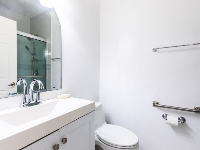 Дом в аренду по адресу 17720 Candlewood Terrace - фото 6694224