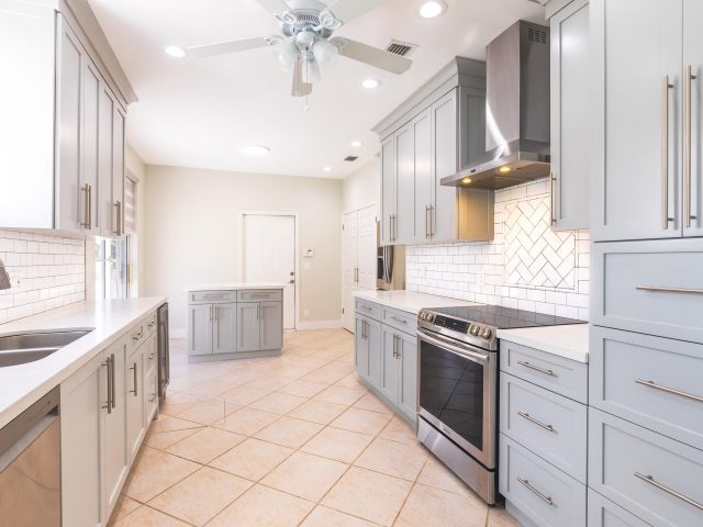 Дом в аренду по адресу 17720 Candlewood Terrace - фото 6694236