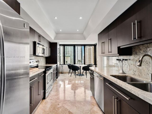 Квартира в аренду номерA1716 - фото 6692867