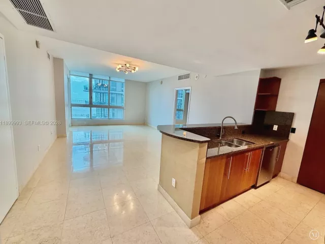 Квартира в аренду номер2006 - фото 6696207