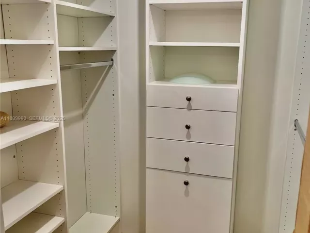 Квартира в аренду номер2006 - фото 6696197