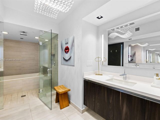 Продажа квартиры #1102 - фото 6703660