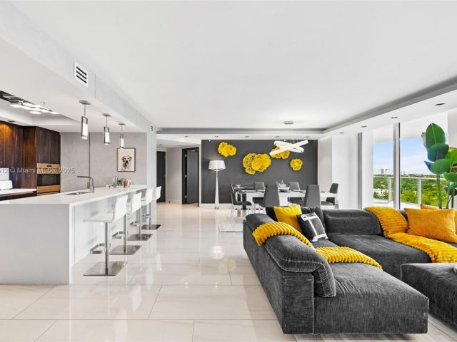 Продажа квартиры #1102 - фото 6703670