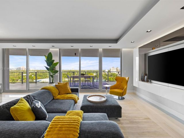 Продажа квартиры #1102 - фото 6703671