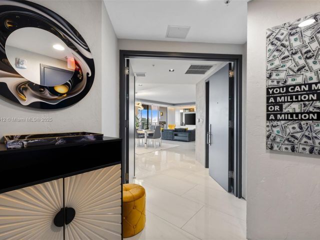 Продажа квартиры #1102 - фото 6703676