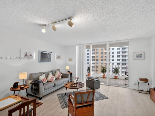 Продажа квартиры #1108 - фото 6711604