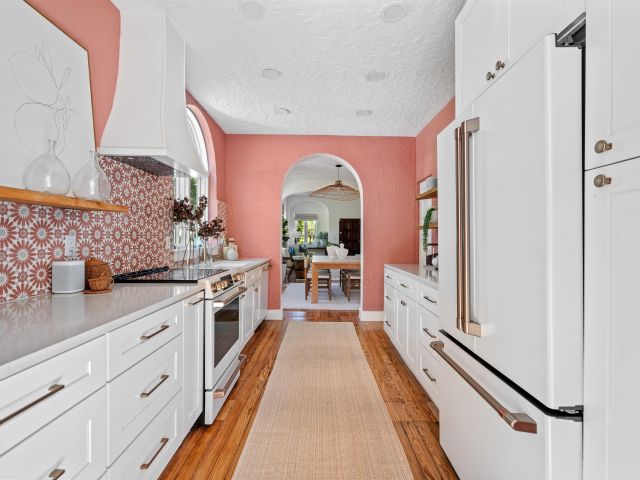 Продажа дома по адресу 704 N Swinton Avenue - фото 6707996