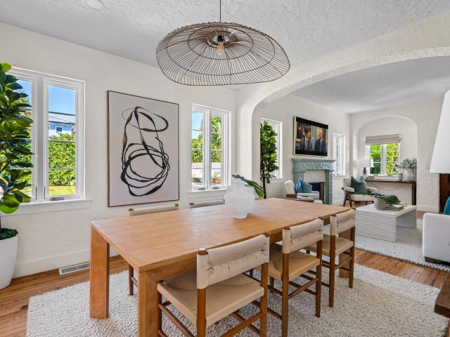 Продажа дома по адресу 704 N Swinton Avenue - фото 6707999