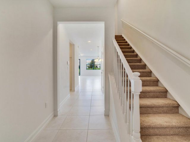 Дом в аренду по адресу 9952 Brickhill Drive - фото 6705178