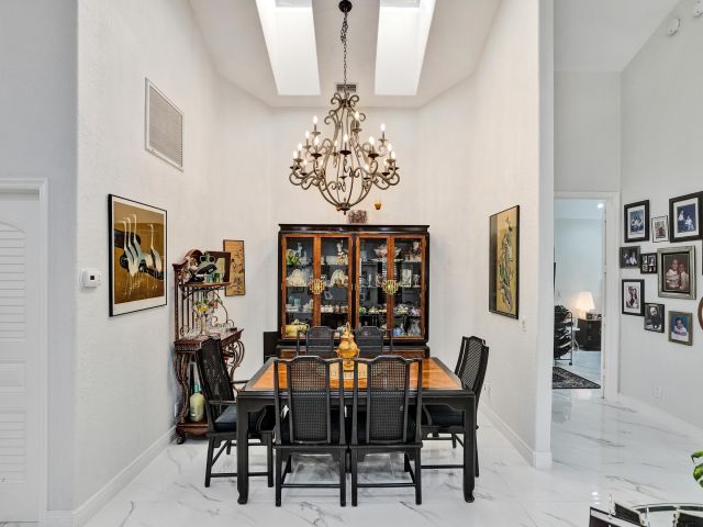 Продажа дома по адресу 7549 Mirabella Drive - фото 6705457