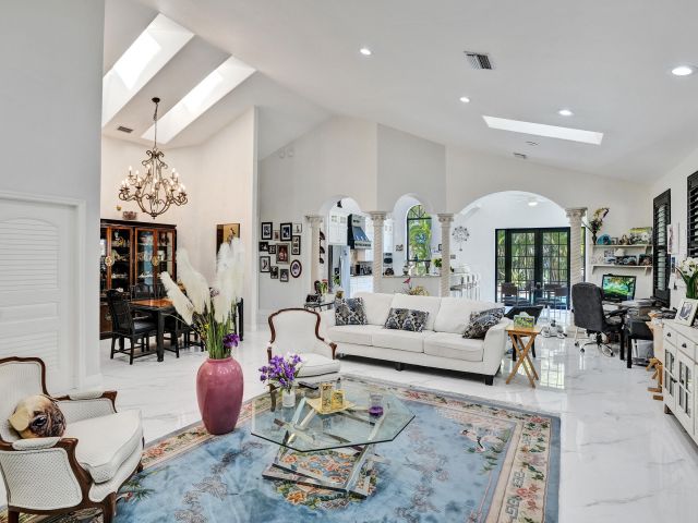 Продажа дома по адресу 7549 Mirabella Drive - фото 6705459