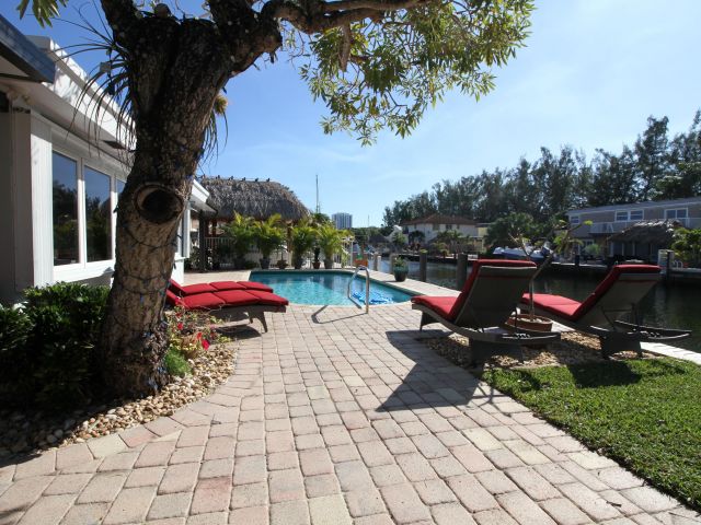 Дом в аренду по адресу 2548 SE 14th Street E 2548 Se 14th St - фото 6697036