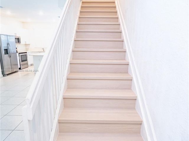 Дом в аренду по адресу 13237 SW 286th Ter 13237 - фото 7438474