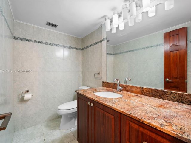 Продажа квартиры #1701 - фото 7435382