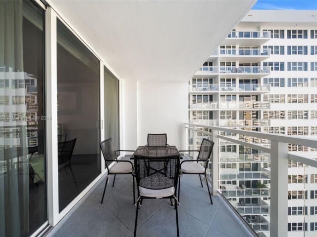 Продажа квартиры #1701 - фото 7435384