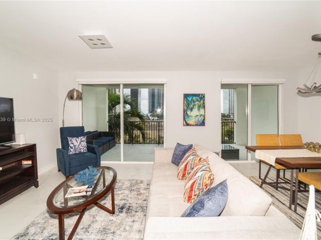 Продажа квартиры #4607 - фото 6694685