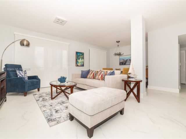 Продажа квартиры #4607 - фото 6694687