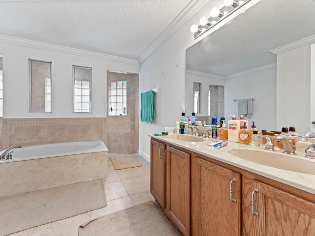 Продажа дома по адресу 11130 66th Street N - фото 6712901