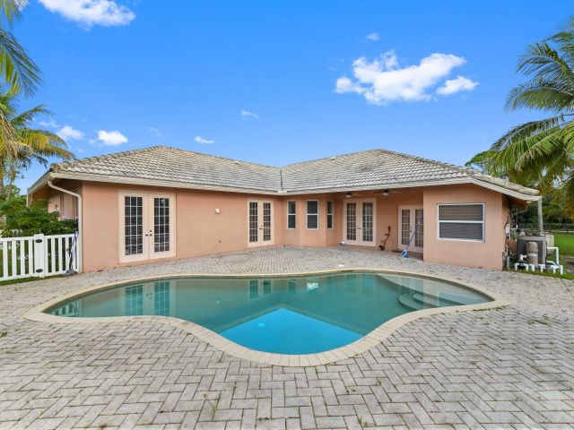 Продажа дома по адресу 11130 66th Street N - фото 6712915