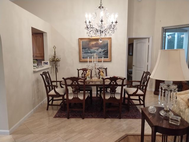 Продажа дома по адресу 906 Dickens Place - фото 6711469