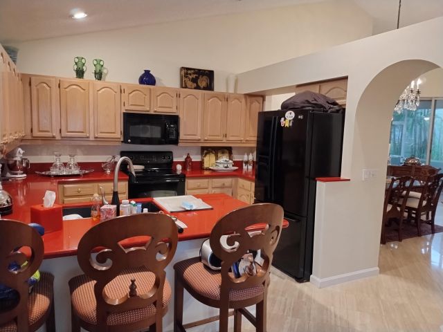 Продажа дома по адресу 906 Dickens Place - фото 6711472