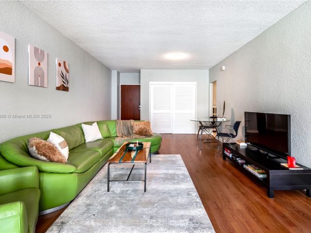 Продажа квартиры #12K - фото 7475892